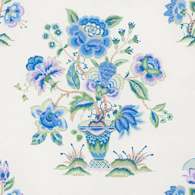 Not Yet Made - Made To Order Sample - Schumacher Ashford Wallpaper in Cornflower & Lilac For Sale - Image 5 of 5