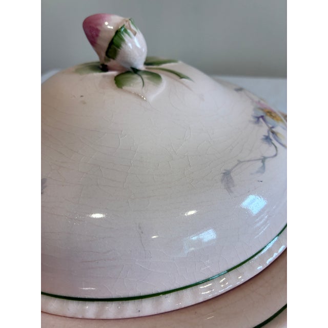 A lovely vintage Steubenville Pottery covered vegetable bowl in the sought-after Rose Dawn pattern. This elegant serving...