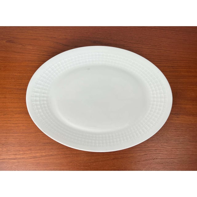 Mid-Century Modern Mid-Century Modern German Porcelain Plate from Eschenbach, 1960s For Sale - Image 3 of 10