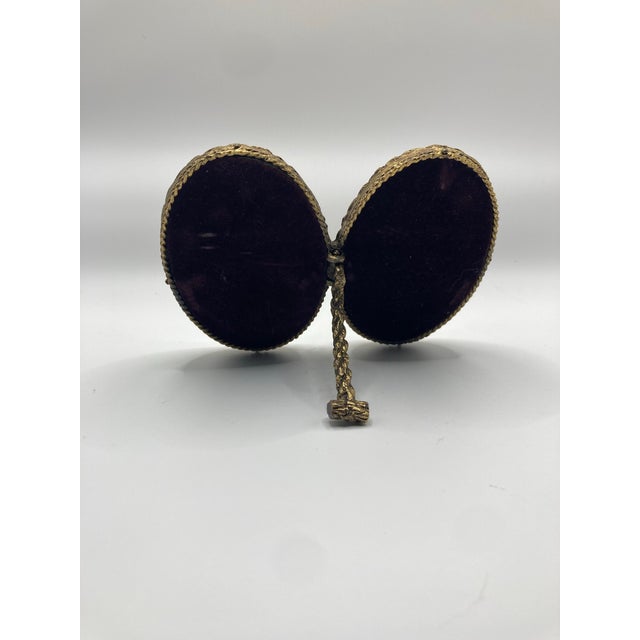 Hollywood Regency Vintage Mid-Century Hollywood Regency Heavy Gilt Double Oval Rope Frame For Sale - Image 3 of 9