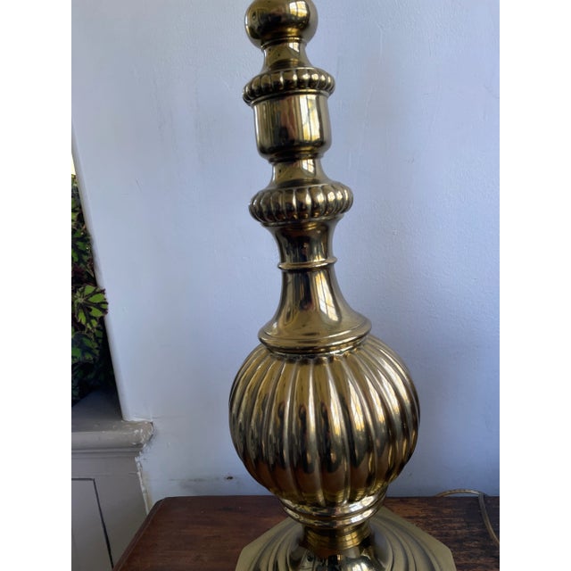 Vintage Pair of Stiffel Brass Table Lamps - Hollywood Regency For Sale In Philadelphia - Image 6 of 7