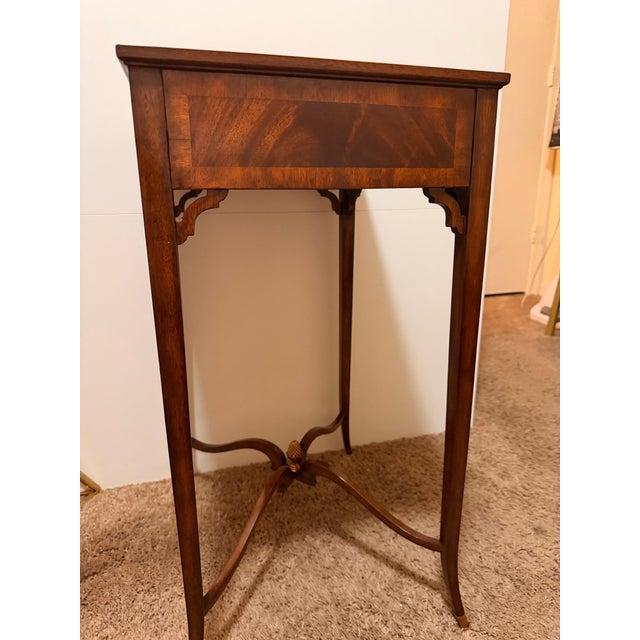 Late 20th Century Maitland-Smith Figured Wood Chairside End Table With Pull-Out Tray For Sale In Miami - Image 6 of 12