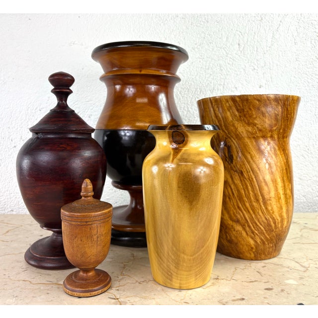 1950s Vintage Complementary Grouping of Hand Turned Wooden Vessels For Sale - Image 5 of 9