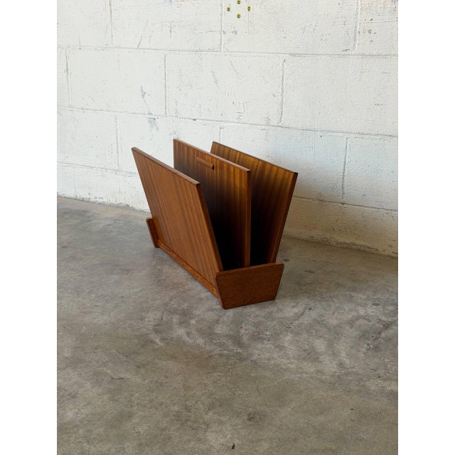 Teak Magazine Holder and Storage Rack With Center Handle Vintage Mid-Century Modern 1960s For Sale - Image 4 of 8