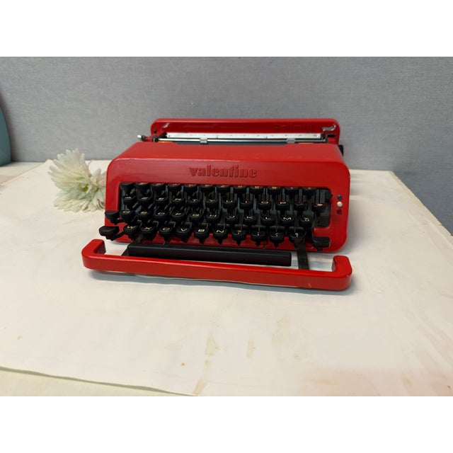 Vintage Olivetti Valentine Typewriter by Ettore Sottsass, Italy, 1970s For Sale - Image 6 of 18