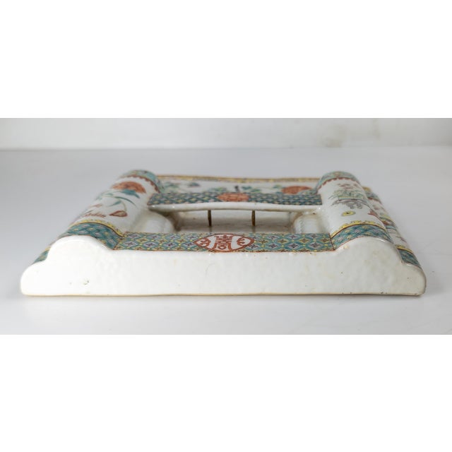 19th Century Chinese Porcelain Famille Rose Wall Plaque Vase for Pens or Brushes For Sale - Image 12 of 15