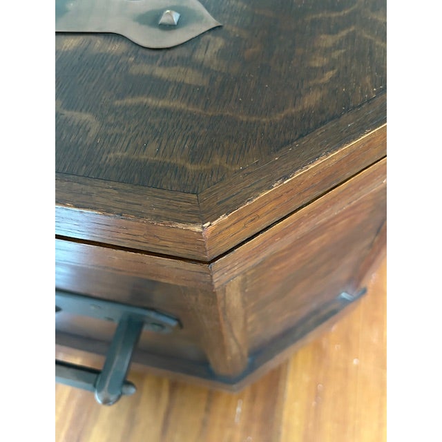 Early 20th Century Arts & Crafts Cedar-Lined Oak Trunk or Bridal Chest For Sale - Image 14 of 17