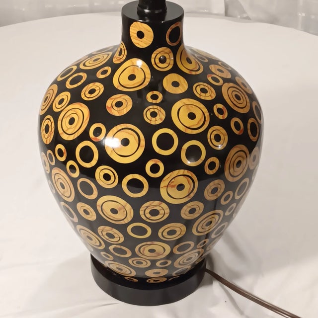 Vintage Mid-Century Modern Wood Lamp With Black Base Color and Embellished With Light Tan Circles With a Touch of Red Grain Lines For Sale - Image 10 of 12