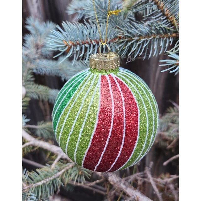 2010s Vintage Vera Neumann/Metropolitan Museum of Art Christmas Ornaments-Set of 5 For Sale - Image 5 of 10