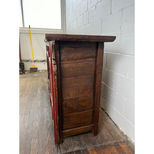 Early 20th Century Mongolian Red Lacquered Buffet With Hand Painted Floral Décor For Sale - Image 5 of 10