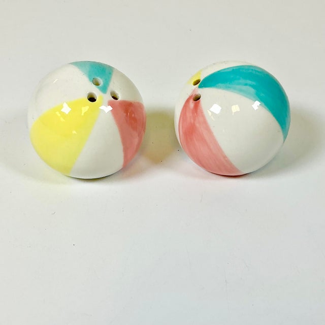 Mid 20th Century Mid-Century Coastal Boho Chic Beach Ball Salt & Pepper Shakers - A Pair. For Sale - Image 5 of 12