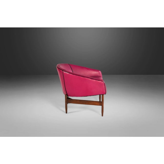 Lawrence Peabody Mid Century Modern Sculptural Barrel Lounge Chair by Lawrence Peabody, circa 1960s For Sale - Image 4 of 11