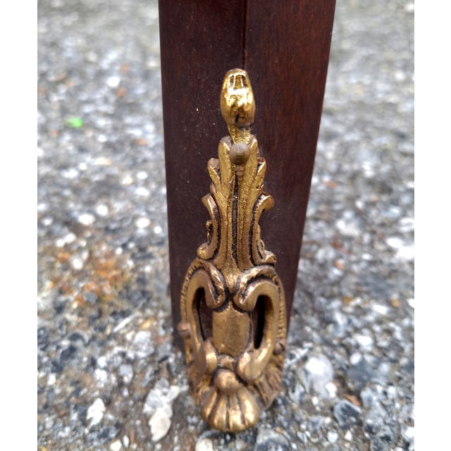 Mid 20th Century Louis XV Style Gilt Bronze Mounted Mahogany Bijouterie or Vitrine Display Table. For Sale - Image 18 of 18