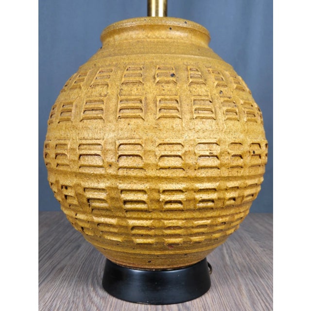 Mid-Century Modern 1960s Bob Kinzie for Affiliated Craftsmen Stoneware Pottery Table Lamp For Sale - Image 3 of 18