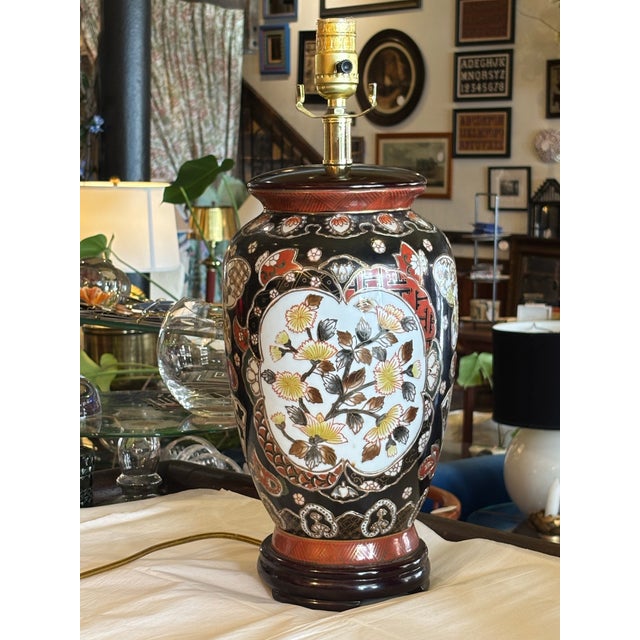 Vintage Black and Red Chinoiserie Style Table Lamp For Sale - Image 9 of 9