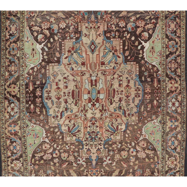 Antique Persian Malayer Gallery Rug With Large Floral Medallion With Soft Colors For Sale In Atlanta - Image 6 of 14