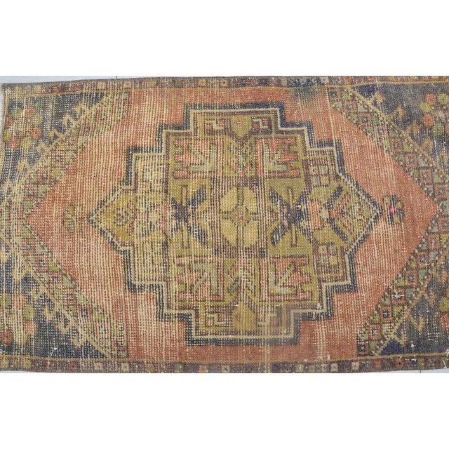 Small Anatolian Rug, 1960s For Sale - Image 3 of 6