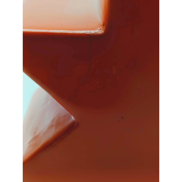 Red Italian HSING Ceramic Vase by Ettore Sottsass for Alessio Sarri, 1980s For Sale - Image 8 of 9