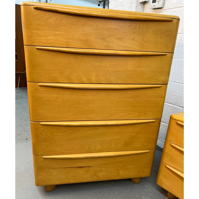 Mid-Century Modern Classic Five Piece Mid-Century Bedroom Set by Heywood-Wakefield Co.5 Pieces For Sale - Image 3 of 18