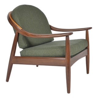 Vintage Spindle Back Lounge Chair in Teak and Wool by Greaves & Thomas England, 1960s For Sale