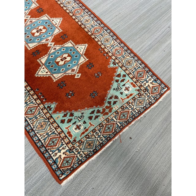 Textile 2ft 7in × 9ft Wool Runner For Sale - Image 7 of 12