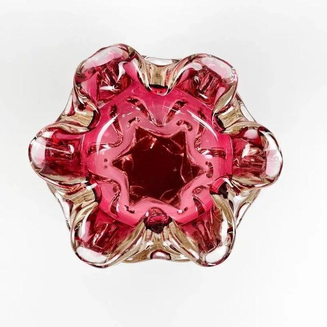 Red Art Glass Bowl attributed to Josef Hospodka for Chribska Glassworks, 1960s For Sale - Image 8 of 11