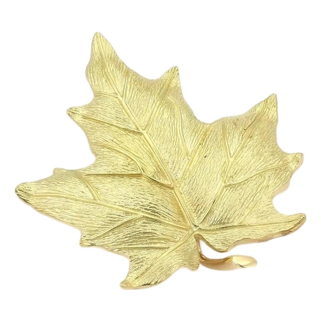 Tiffany & Co. 18k Yellow Gold Large Maple Leaf Brooch Pin For Sale