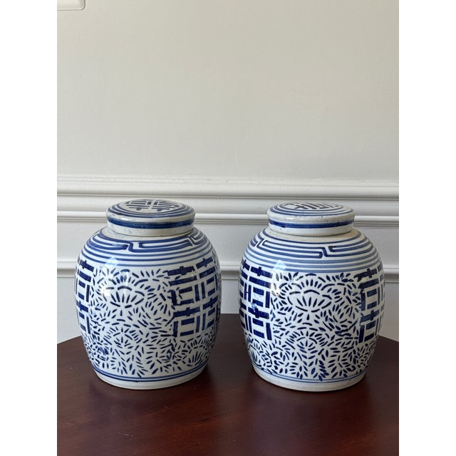 Mid 20th Century Vintage Lidded Blue and White Double Happiness Jars— A Pair For Sale - Image 5 of 13