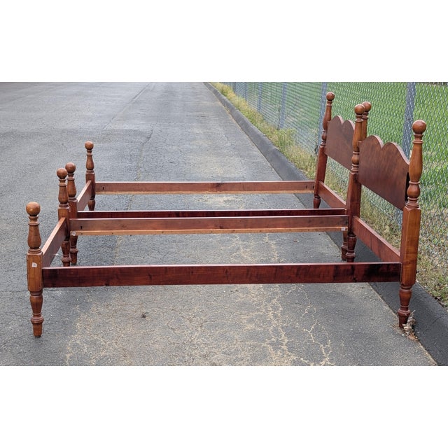 American Vintage Cannonball Twin Beds - Pair of Hand Carved Solid Wood Colonial Bedframes - Matching Twin Size Set For Sale - Image 3 of 14