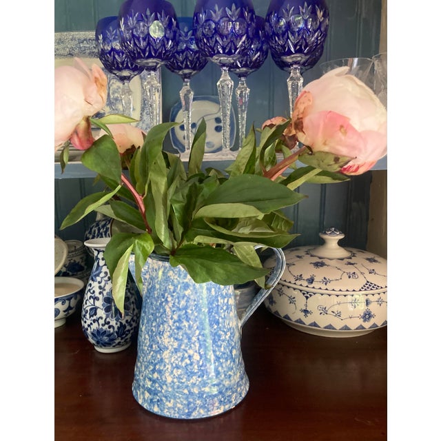 Élégant Vintage Hand Painted Blue Stangl Sponge Ware Tea or Coffee Pot For Sale - Image 9 of 9