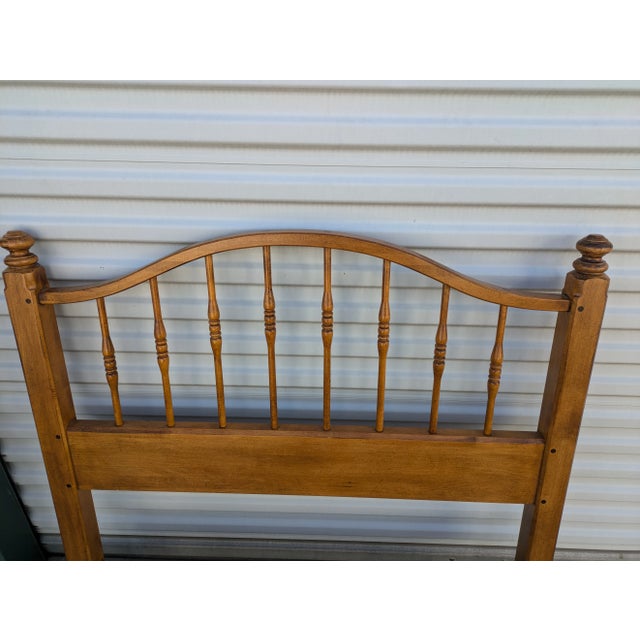 Mid-Century Modern Vintage Ethan Allen Twin Headboard For Sale - Image 3 of 4