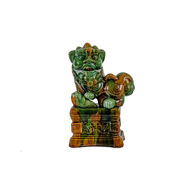 Amber Rare Mid-Century Modern Chinese Ceremic Food Dogs in Vibrant Sancai-Style Green & Amber Drip Glaze For Sale - Image 8 of 12