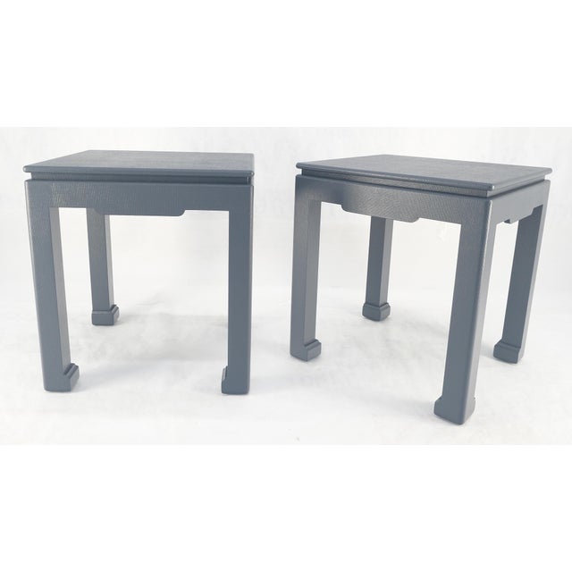 Mid-Century Modern Pair 28"H Lacquered Linen Cloth Light Grey Square End Side Occasional Tables For Sale - Image 3 of 7