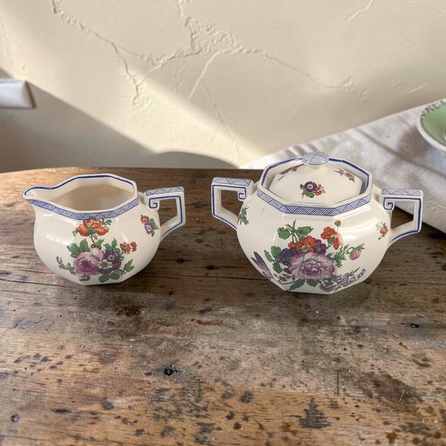 This Vintage Royal Doulton "Old Leeds Spray" Pattern Sugar & Creamer Set is a charming addition to any tea or coffee...