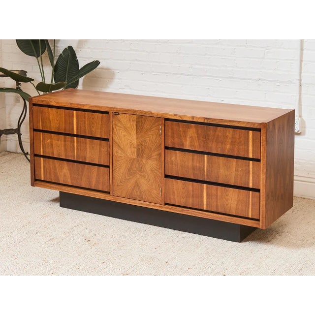 Mid-Century Modern Restored Lane 1970’s Dresser For Sale - Image 3 of 12
