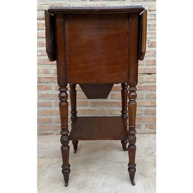 Wood English Regency Walnut Table with Wings and Wheels, 1920s For Sale - Image 7 of 13