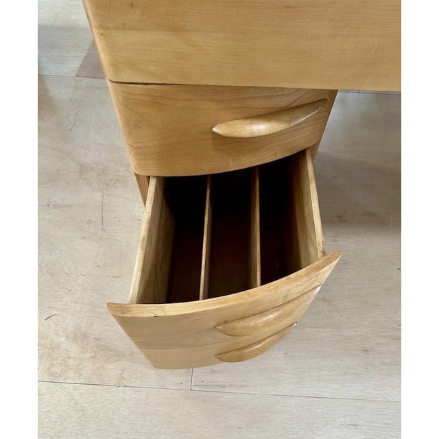 1950s Vintage Heywood Wakefield Kneehole Desk For Sale - Image 5 of 12
