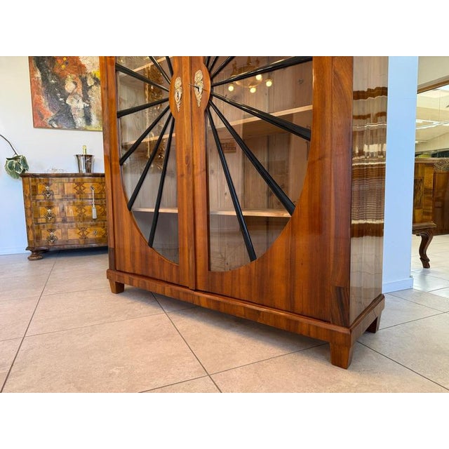 Biedermeier Sun-Shaped Display Cabinet in Walnut For Sale - Image 9 of 14