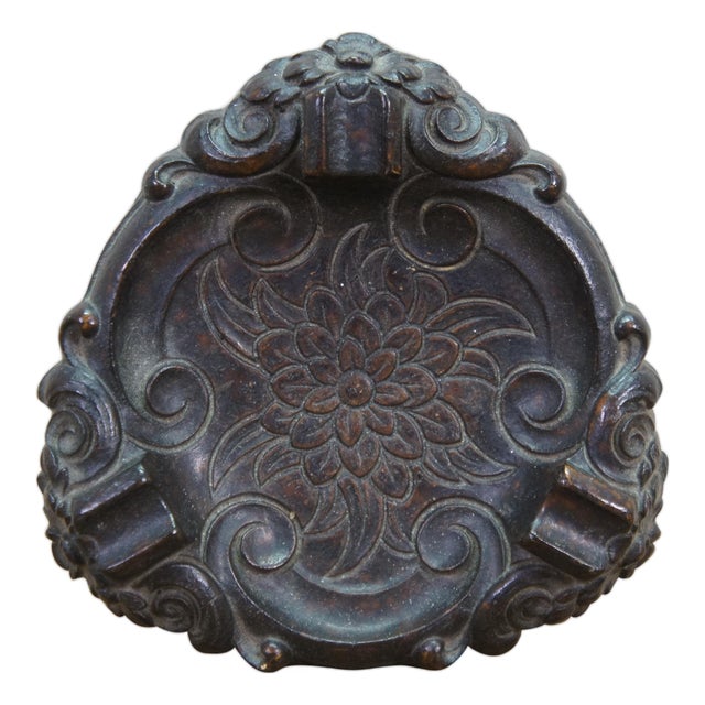 Mid Century Syroco Wood Ornate Floral Ashtray Three Cigarette Rest For Sale