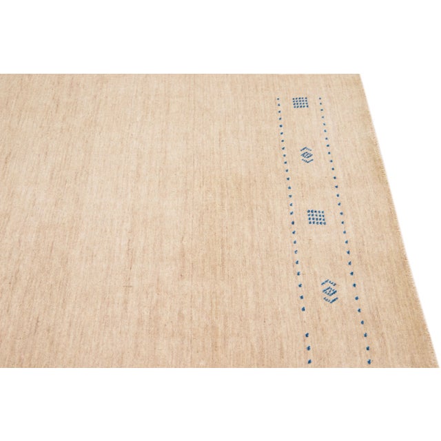 2020s Beige Modern Gabbeh Style Handmade Minimalist Wool Rug For Sale - Image 5 of 7