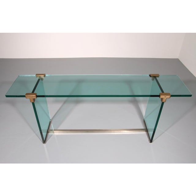 Discover timeless elegance with the model t30 side table, a masterpiece of modernist design by acclaimed hungarian-dutch...