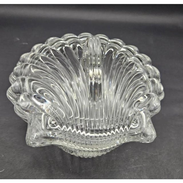 Vintage 1950s Crystal Glass Clam Shell Candy Dish Jewelry Trinket Box W Lid For Sale - Image 4 of 7