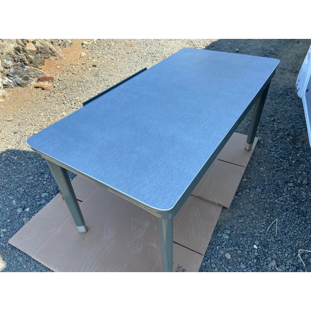 1950s Raymond Loewy Metal MCM for the General Fireproofing Company Tanker Desk Table For Sale In Sacramento - Image 6 of 18