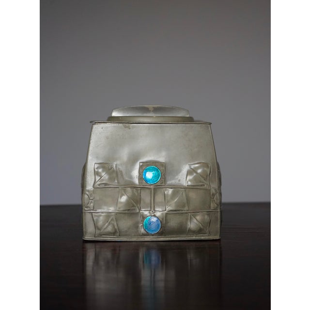 Gray Arts & Crafts Pewter Box by Archibald Knox for Liberty of London, 1890s For Sale - Image 8 of 15