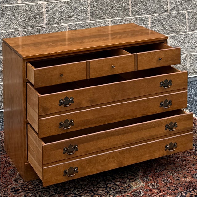 Ethan Allen Vintage Ethan Allen Heirloom Nutmeg Maple 3 Drawer Low Dresser or Bachelor's Chest (10-4551) For Sale - Image 4 of 14