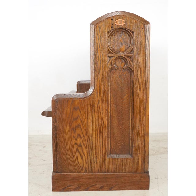 Mid 20th Century Reclaimed Gothic 5 Ft. Oak Church Pew Bench For Sale - Image 9 of 10