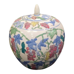Chinese Export Polychrome ‘Grapevine’ Ginger Jar and Cover