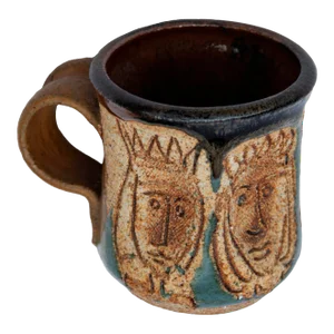 Late 20th Century Pottery Espresso Cup With King & Queen