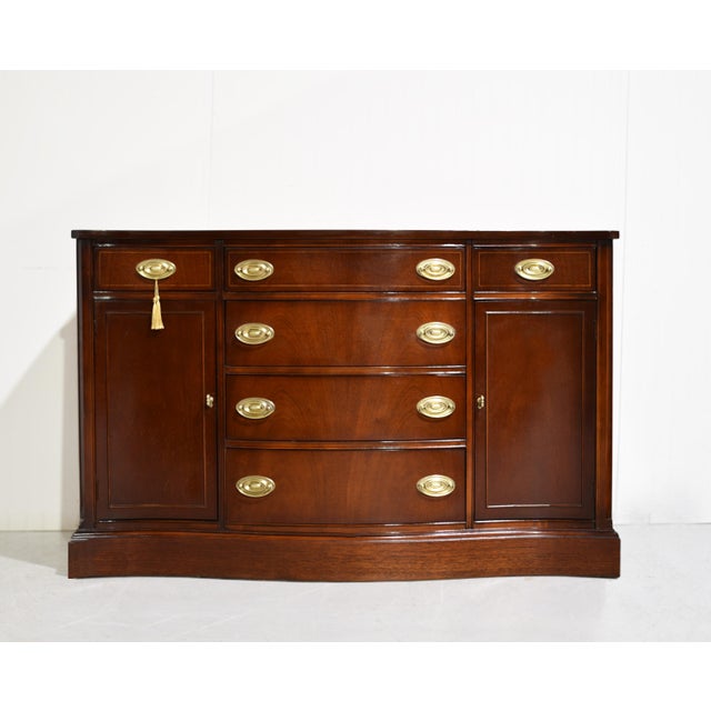 Traditional Mid-Century Federal Style Serpentine Buffet by Bassett Furniture For Sale - Image 3 of 14