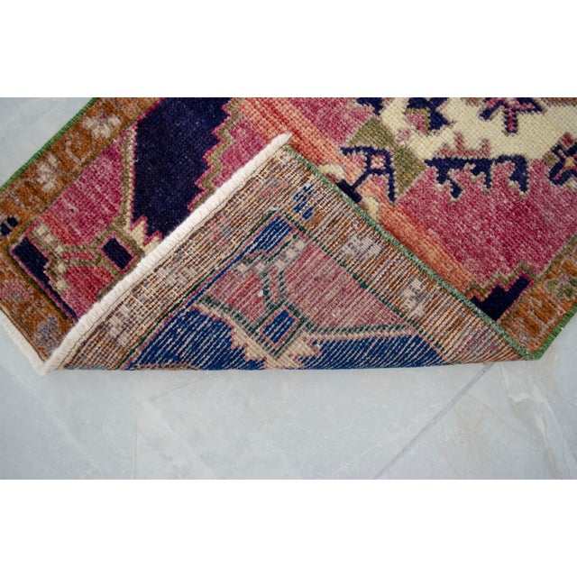 Pink 1970s Vintage Hand Knotted Small Rug For Sale - Image 8 of 8